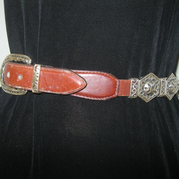 Vintage Brighton concho brown belt, like new! Sz S